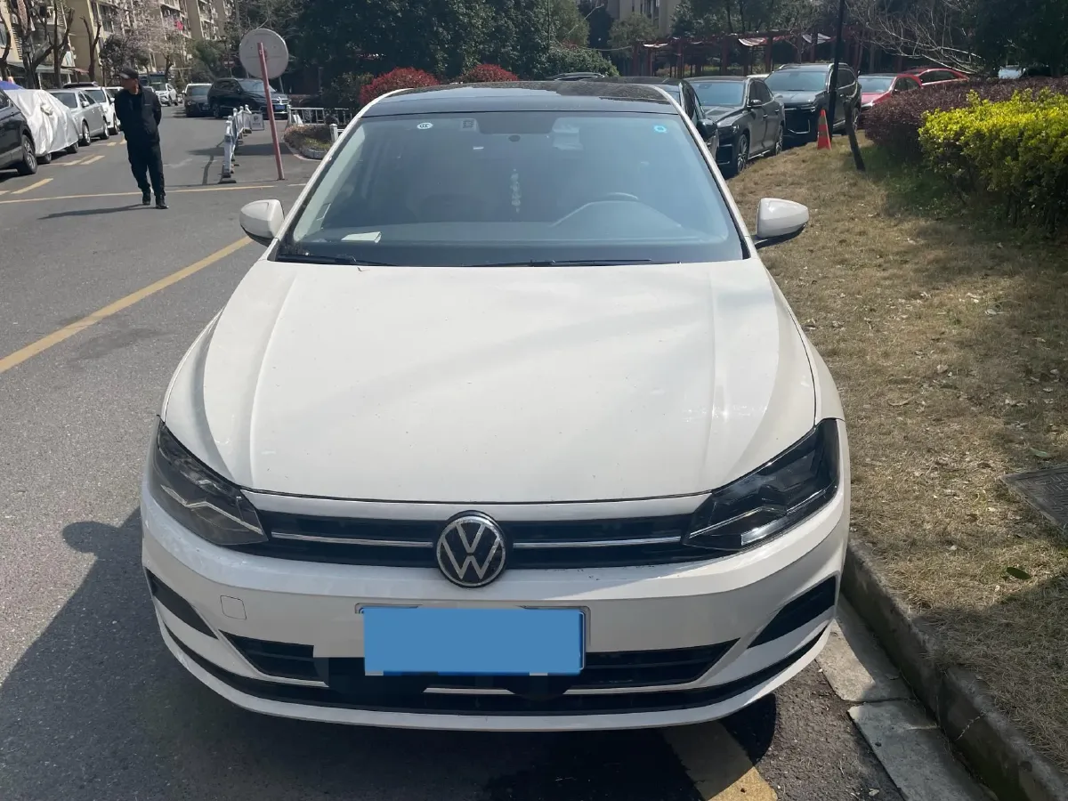 2023 Volkswagen Polo 1.5L 113HP L4 6AT,autocango,china used car exporter,china ev exporter,chinese used car exporter,chinese used ev exporter