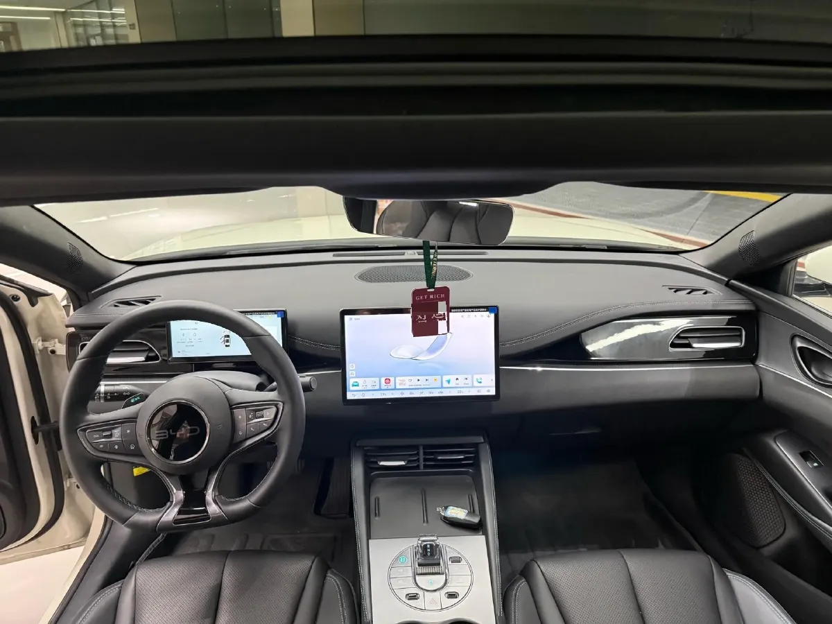 2025 BYD Seal06 1.5L 101HP L4 E-CVT PHEV 15.87KWH,autocango,china used car exporter,china ev exporter,chinese used car exporter,chinese used ev exporter