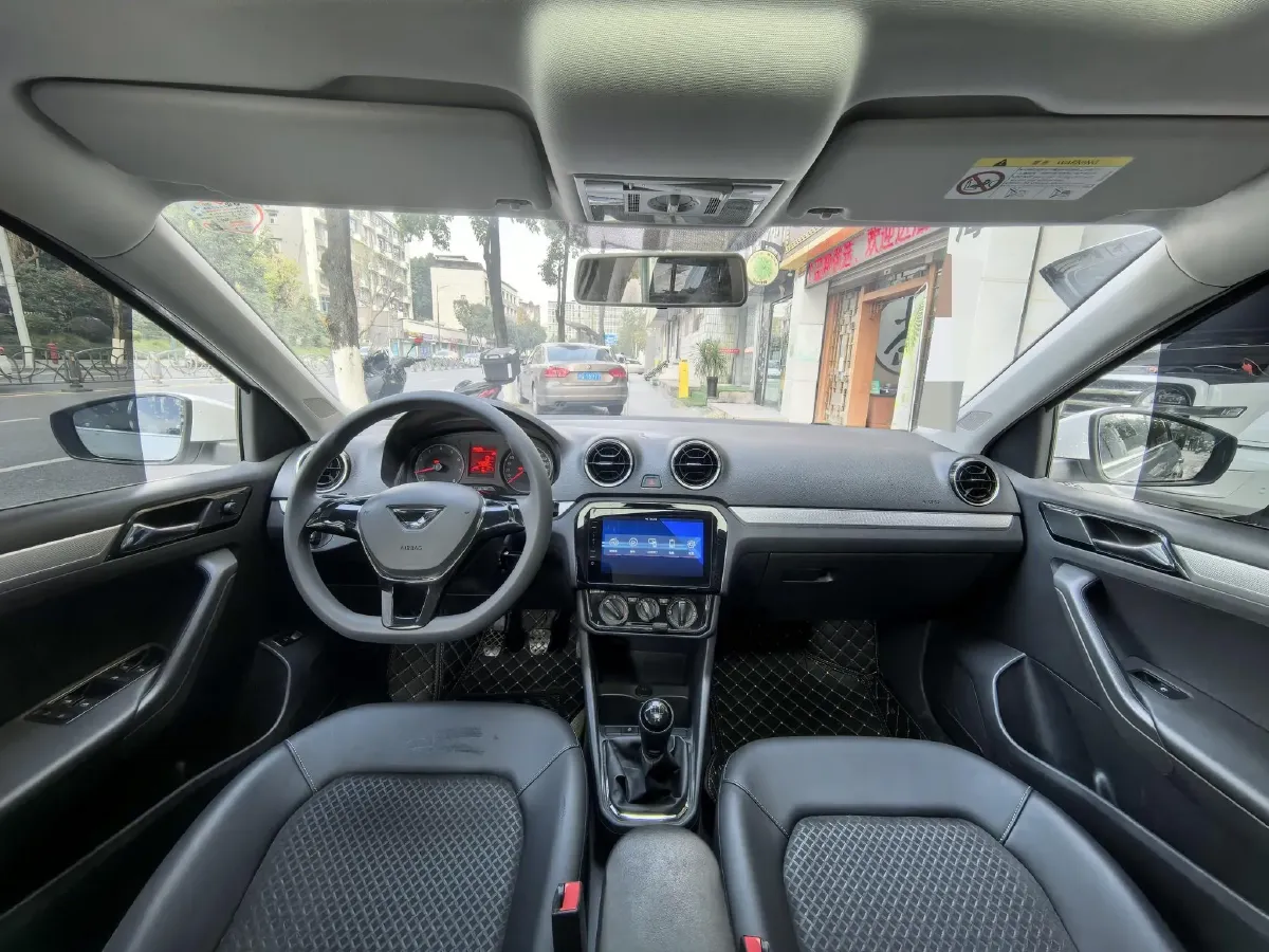 2019 Jetta VA3 1.5L 112HP L4 5MT,autocango,china used car exporter,china ev exporter,chinese used car exporter,chinese used ev exporter