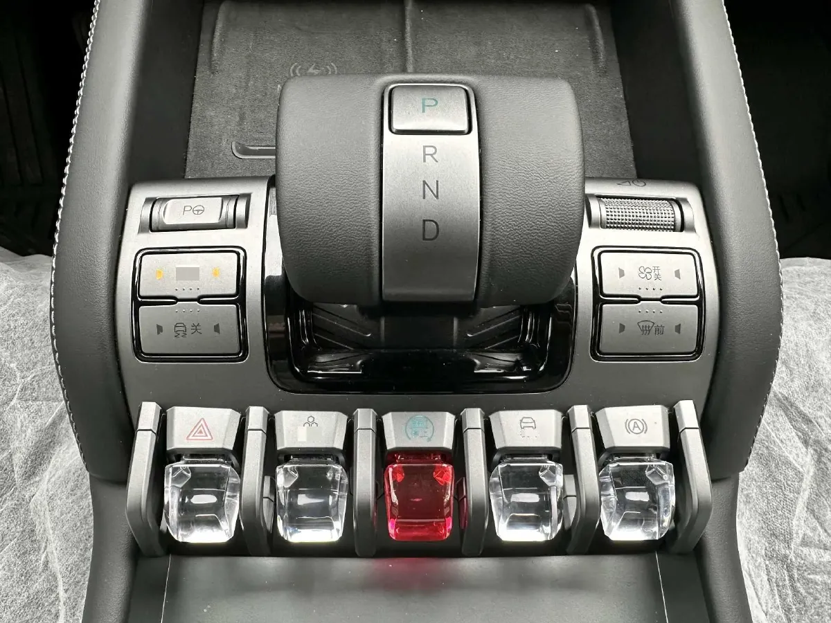 2025 FangChengBao Tai 3 BEV,autocango,china used car exporter,china ev exporter,chinese used car exporter,chinese used ev exporter