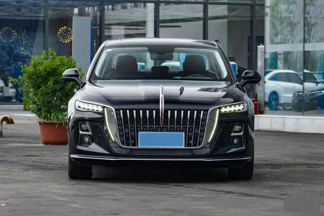 2025 HongQi H5 1.5T 169HP L4 7DCT,autocango,china used car exporter,china ev exporter,chinese used car exporter,chinese used ev exporter