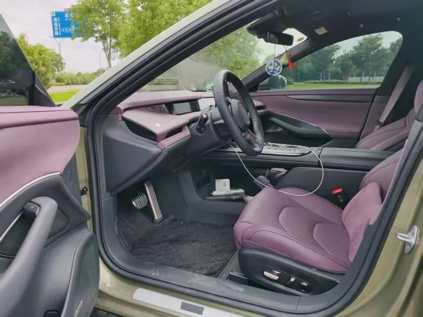 2024 MI SU7 BEV 101KWH,autocango,china used car exporter,china ev exporter,chinese used car exporter,chinese used ev exporter