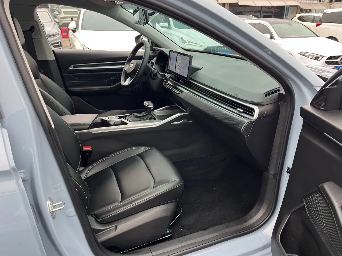 2023 Geely Emgrand 1.5L 127HP L4 CVT,autocango,china used car exporter,china ev exporter,chinese used car exporter,chinese used ev exporter