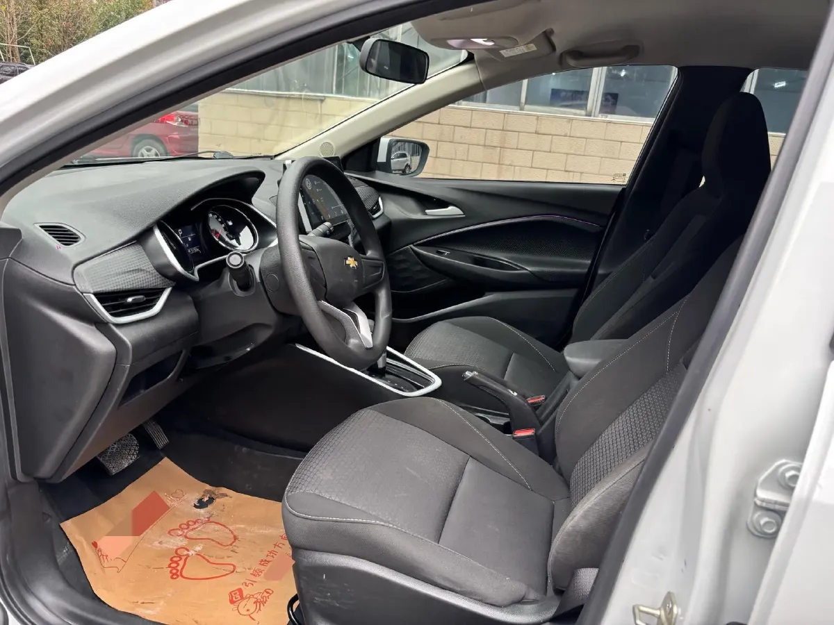 2021 Chevrolet Cavalier 1.0T 125HP L3 6AT,autocango,china used car exporter,china ev exporter,chinese used car exporter,chinese used ev exporter