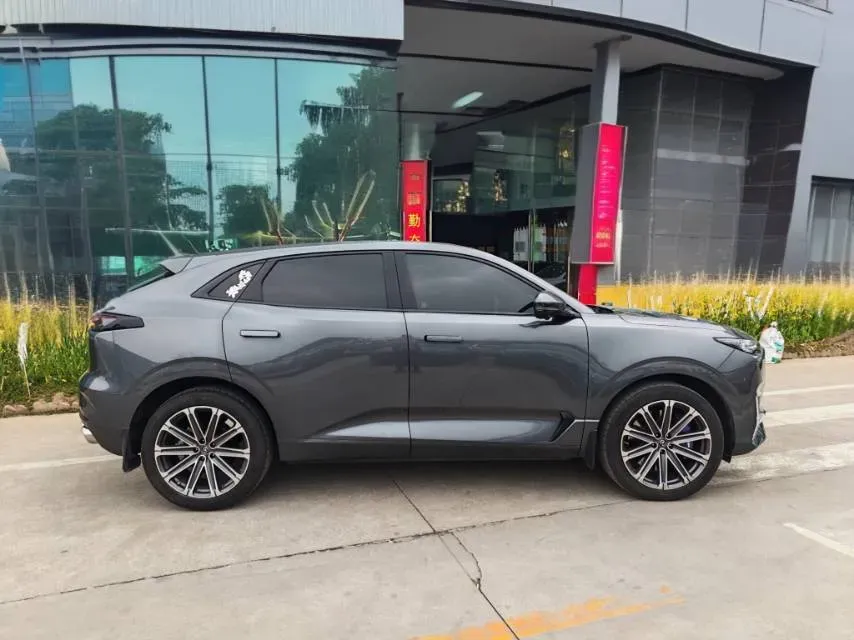 2021 ChangAn UNI-K 2.0T 233HP L4 8AT,autocango,china used car exporter,china ev exporter,chinese used car exporter,chinese used ev exporter