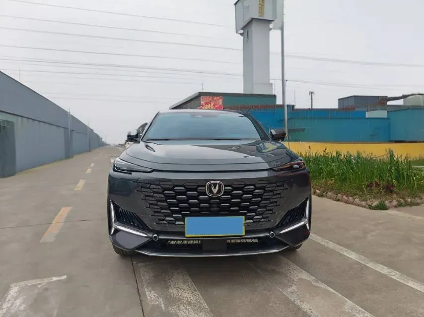 2021 ChangAn UNI-K 2.0T 233HP L4 8AT,autocango,china used car exporter,china ev exporter,chinese used car exporter,chinese used ev exporter