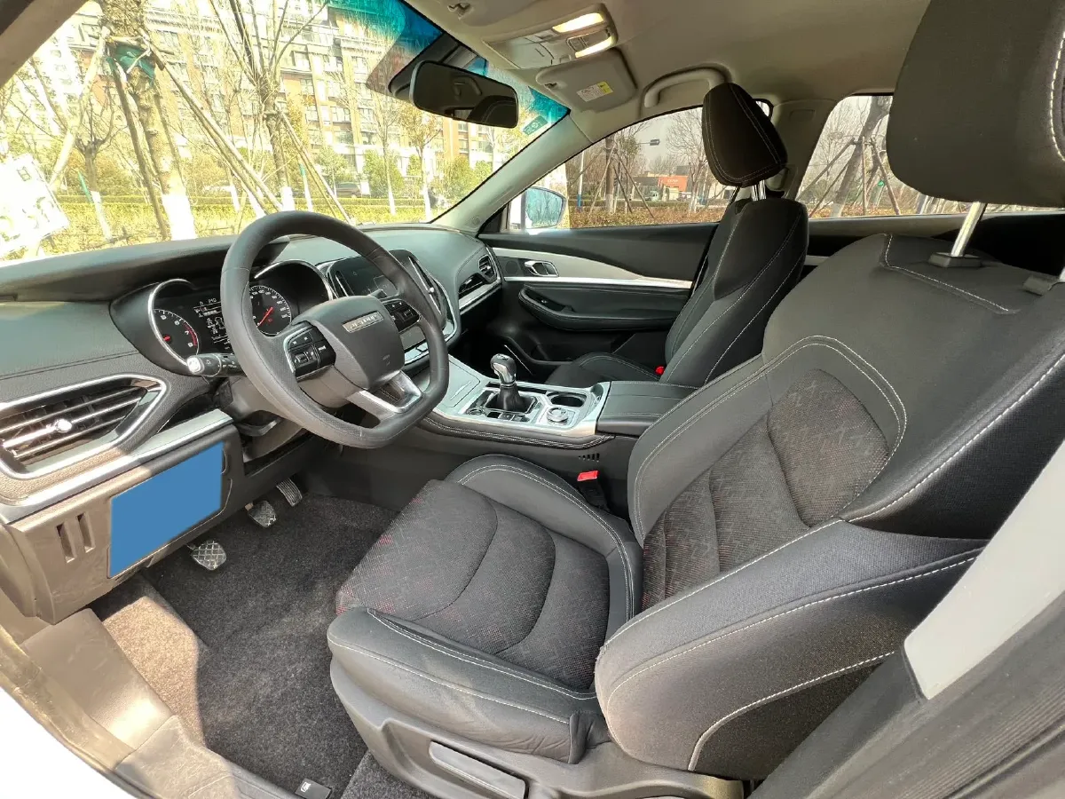 2020 Jetour X70 1.5T 156HP L4 6MT,autocango,china used car exporter,china ev exporter,chinese used car exporter,chinese used ev exporter