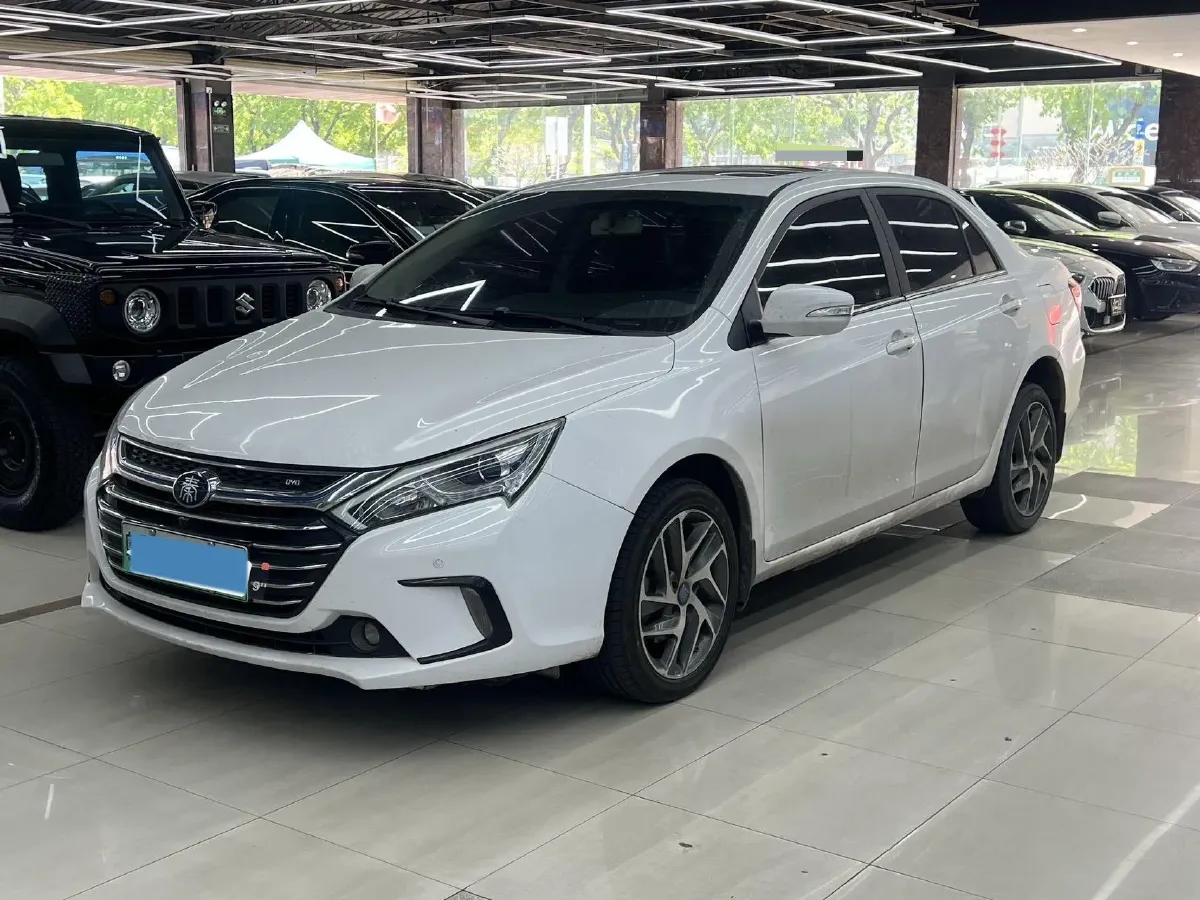 2017 BYD Qin 1.5T 154HP L4 6DCT PHEV,autocango,china used car exporter,china ev exporter,chinese used car exporter,chinese used ev exporter