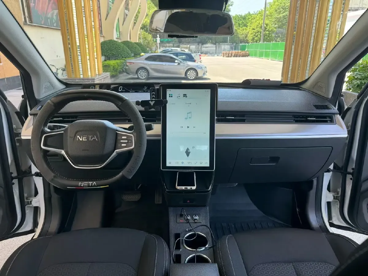 2022 Leapmotor T03 BEV 41KWH,autocango,china used car exporter,china ev exporter,chinese used car exporter,chinese used ev exporter