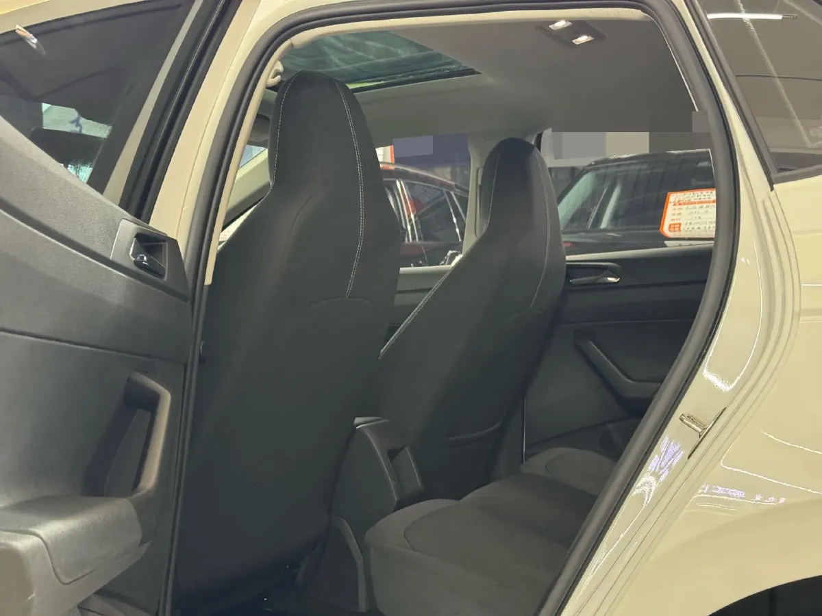 2021 Haval H6 1.5T 169HP L4 7DCT,autocango,china used car exporter,china ev exporter,chinese used car exporter,chinese used ev exporter