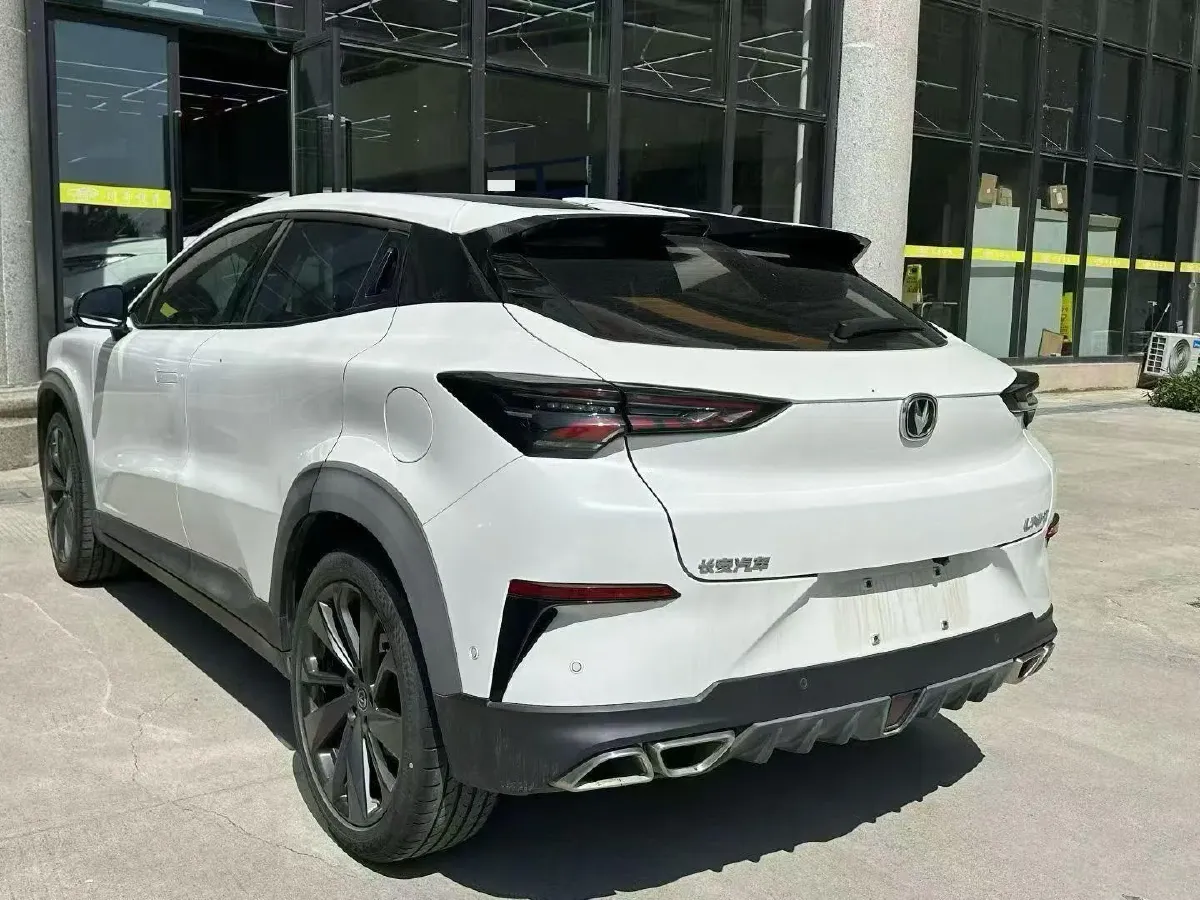 2020 ChangAn UNI-T 1.5T 180HP L4 7DCT,autocango,china used car exporter,china ev exporter,chinese used car exporter,chinese used ev exporter