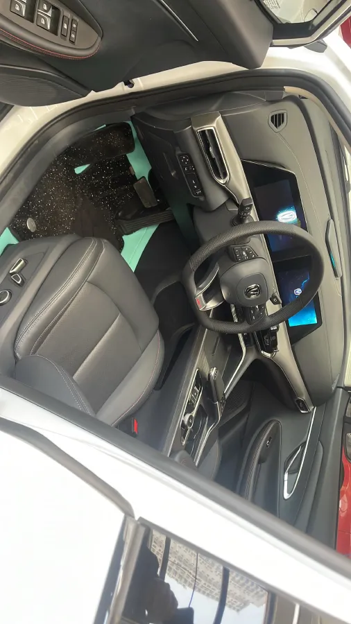 2020 ChangAn UNI-T 1.5T 180HP L4 7DCT,autocango,china used car exporter,china ev exporter,chinese used car exporter,chinese used ev exporter