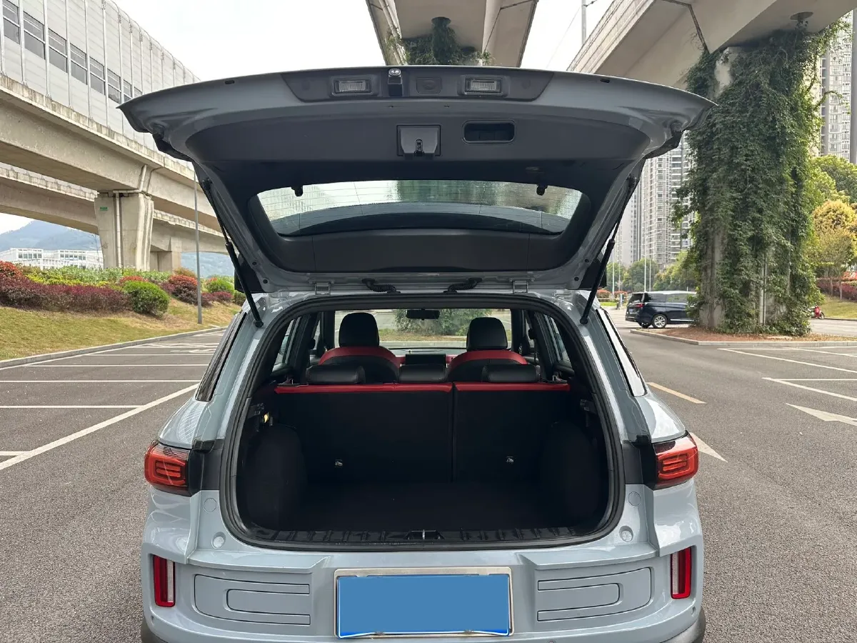 2020 Geely ICON 1.5T 177HP L3 7DCT,autocango,china used car exporter,china ev exporter,chinese used car exporter,chinese used ev exporter