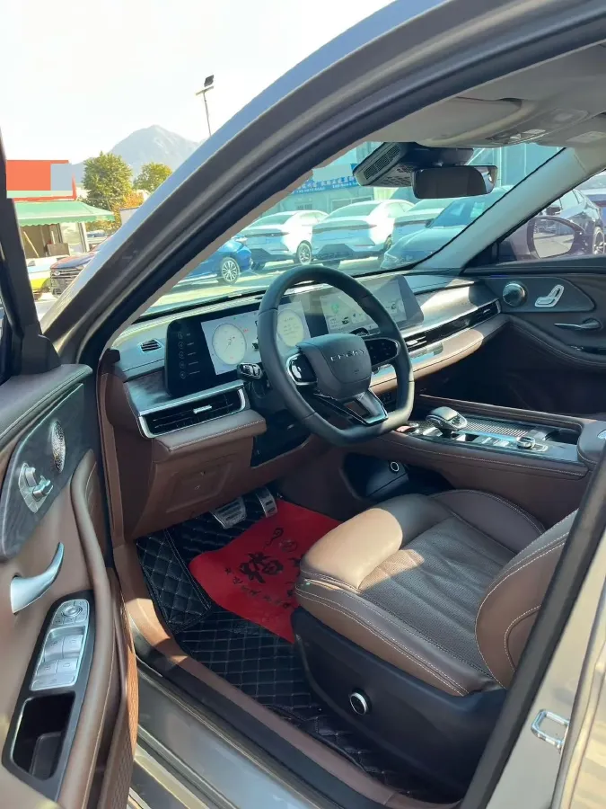 2023 Chery Arrizo 8 2.0T 254HP L4 7DCT,autocango,china used car exporter,china ev exporter,chinese used car exporter,chinese used ev exporter