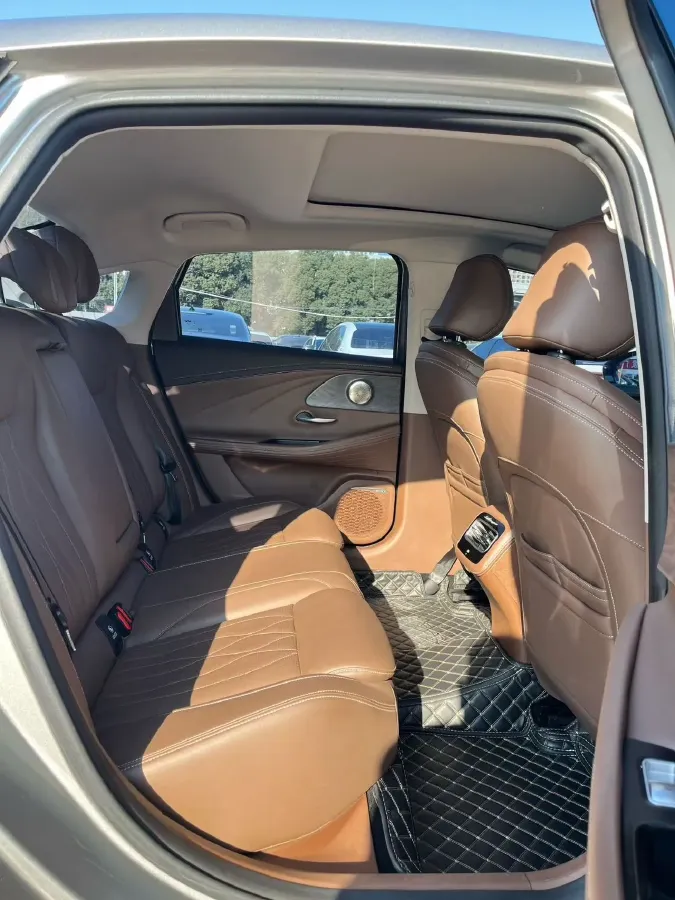 2023 Chery Arrizo 8 2.0T 254HP L4 7DCT,autocango,china used car exporter,china ev exporter,chinese used car exporter,chinese used ev exporter