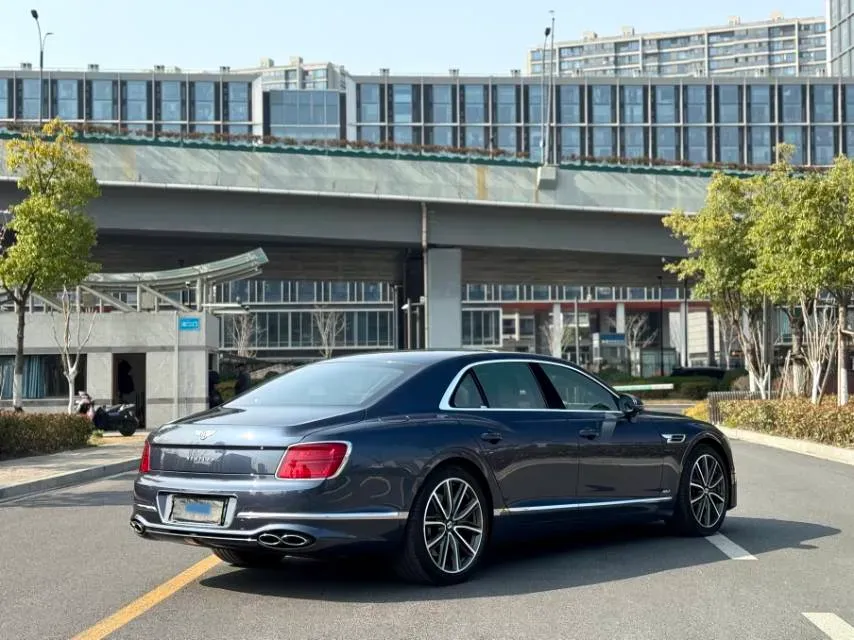 2022 Bentley Flying Spur 2.9T 416HP V6 8DCT PHEV 18KWH,autocango,china used car exporter,china ev exporter,chinese used car exporter,chinese used ev exporter
