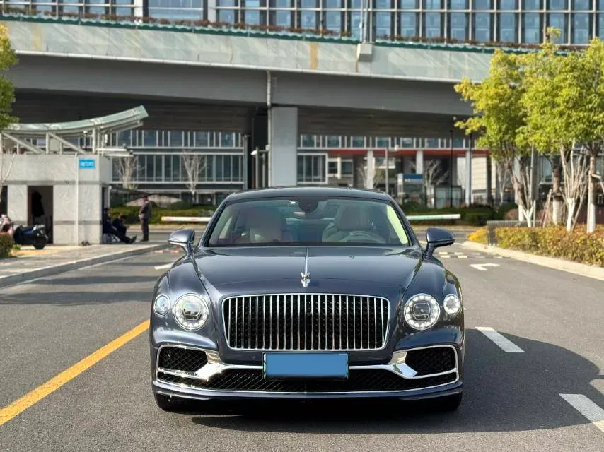 2022 Bentley Flying Spur 2.9T 416HP V6 8DCT PHEV 18KWH,autocango,china used car exporter,china ev exporter,chinese used car exporter,chinese used ev exporter