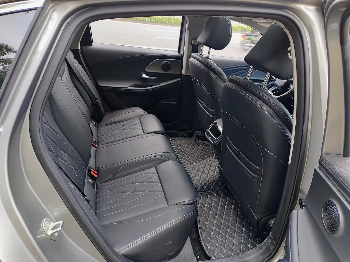 2024 Chery Arrizo 8 1.6T 197HP L4 7DCT,autocango,china used car exporter,china ev exporter,chinese used car exporter,chinese used ev exporter