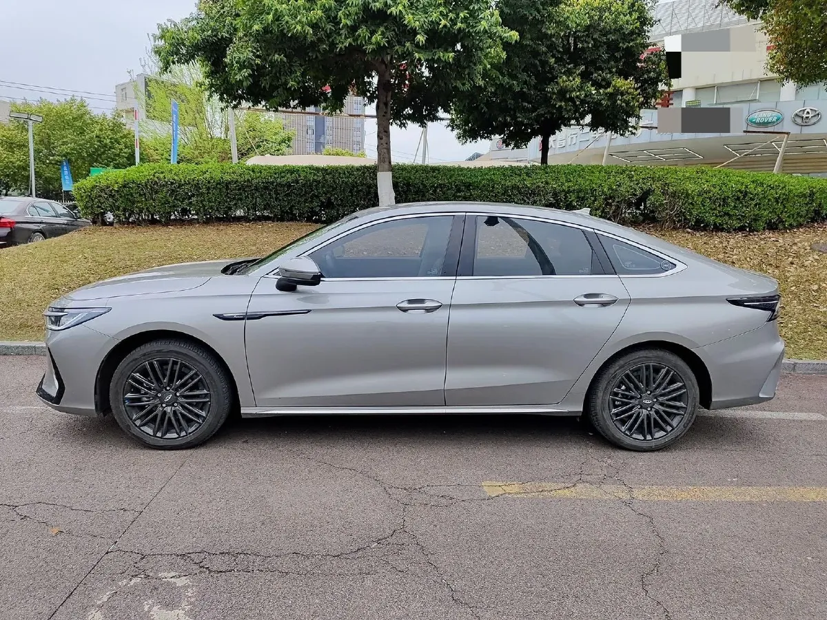 2024 Chery Arrizo 8 1.6T 197HP L4 7DCT,autocango,china used car exporter,china ev exporter,chinese used car exporter,chinese used ev exporter