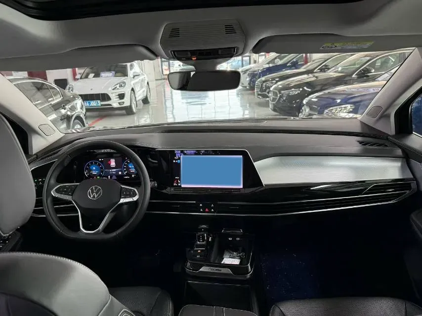 2021 Volkswagen Talagon 2.0T 220HP L4 7DCT,autocango,china used car exporter,china ev exporter,chinese used car exporter,chinese used ev exporter