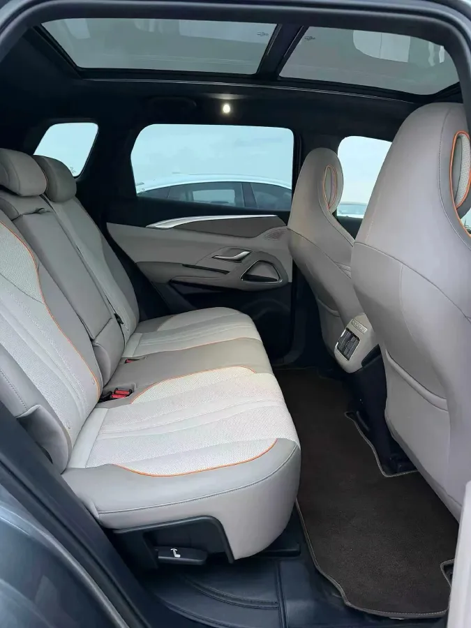 2024 BYD Song Pro 1.5L 110HP L4 E-CVT PHEV 18.3KWH,autocango,china used car exporter,china ev exporter,chinese used car exporter,chinese used ev exporter