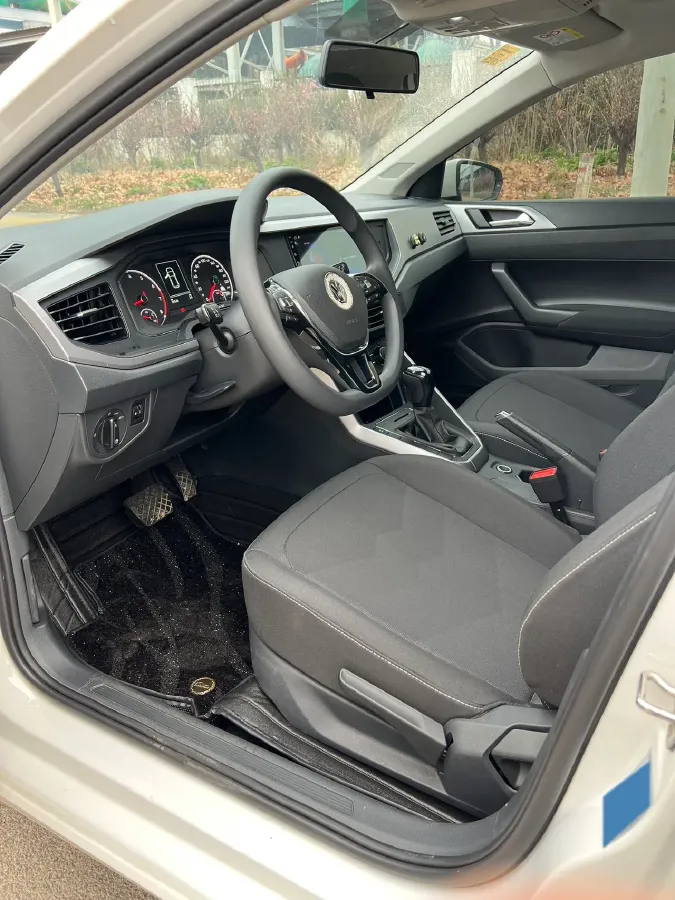 2019 Volkswagen Polo 1.5L 113HP L4 6AT,autocango,china used car exporter,china ev exporter,chinese used car exporter,chinese used ev exporter