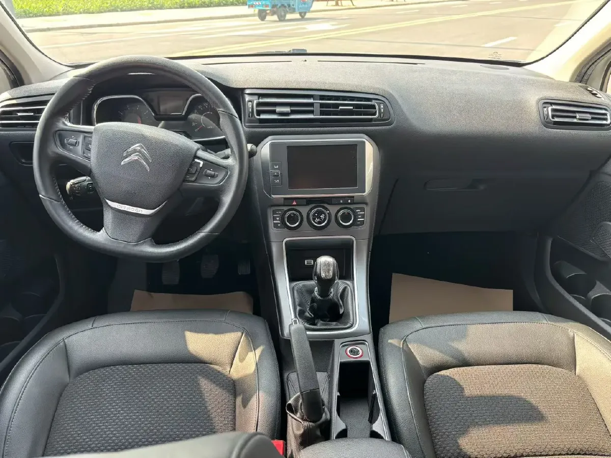 2016 Citroen C4 C-Quatre 1.6L 117HP L4 5MT,autocango,china used car exporter,china ev exporter,chinese used car exporter,chinese used ev exporter