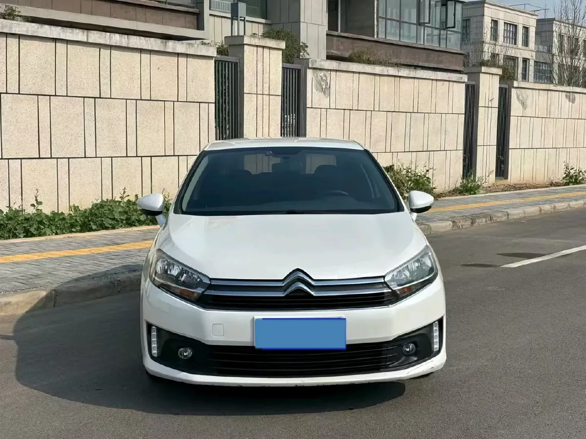2016 Citroen C4 C-Quatre 1.6L 117HP L4 5MT,autocango,china used car exporter,china ev exporter,chinese used car exporter,chinese used ev exporter