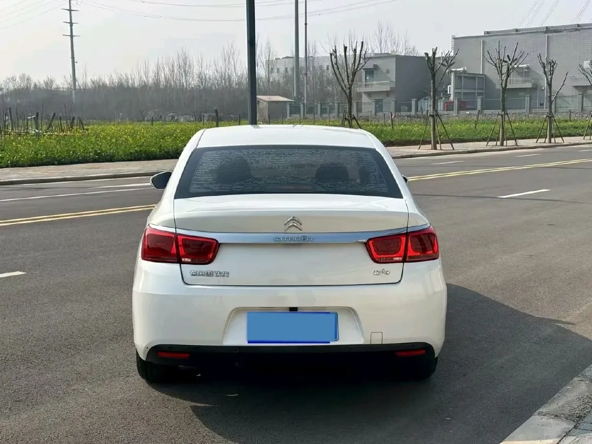 2016 Citroen C4 C-Quatre 1.6L 117HP L4 5MT,autocango,china used car exporter,china ev exporter,chinese used car exporter,chinese used ev exporter