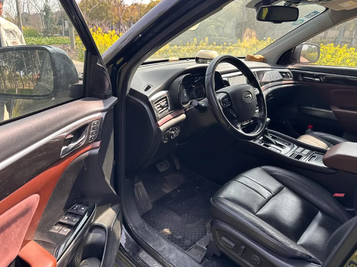 2017 GAC Trumpchi GS8 2.0T 201HP L4 6AT,autocango,china used car exporter,china ev exporter,chinese used car exporter,chinese used ev exporter