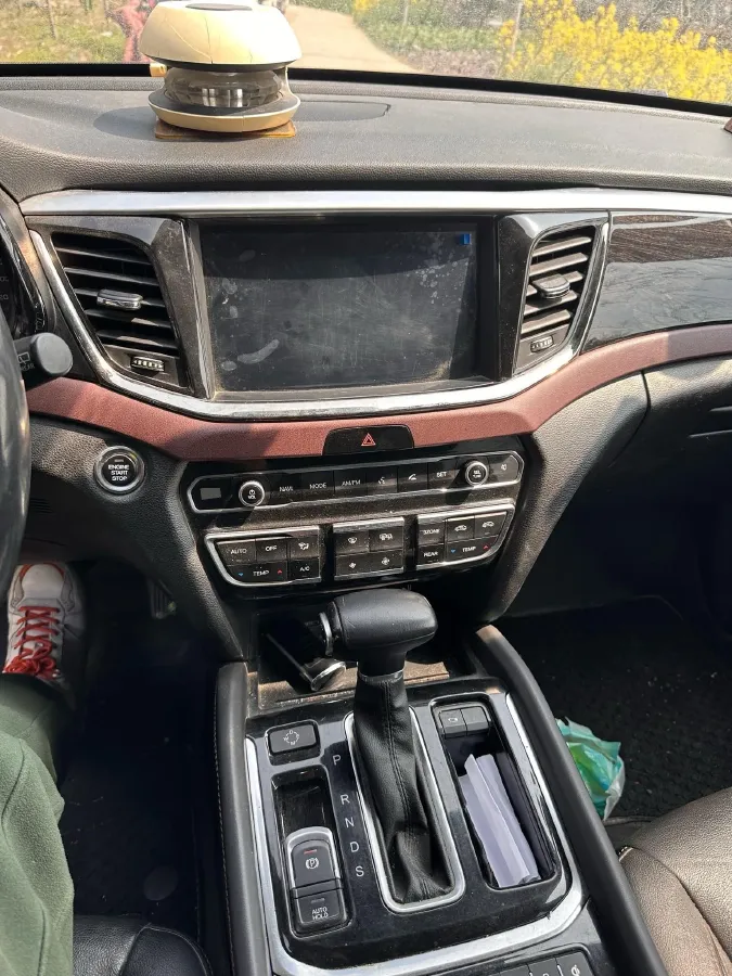 2017 GAC Trumpchi GS8 2.0T 201HP L4 6AT,autocango,china used car exporter,china ev exporter,chinese used car exporter,chinese used ev exporter