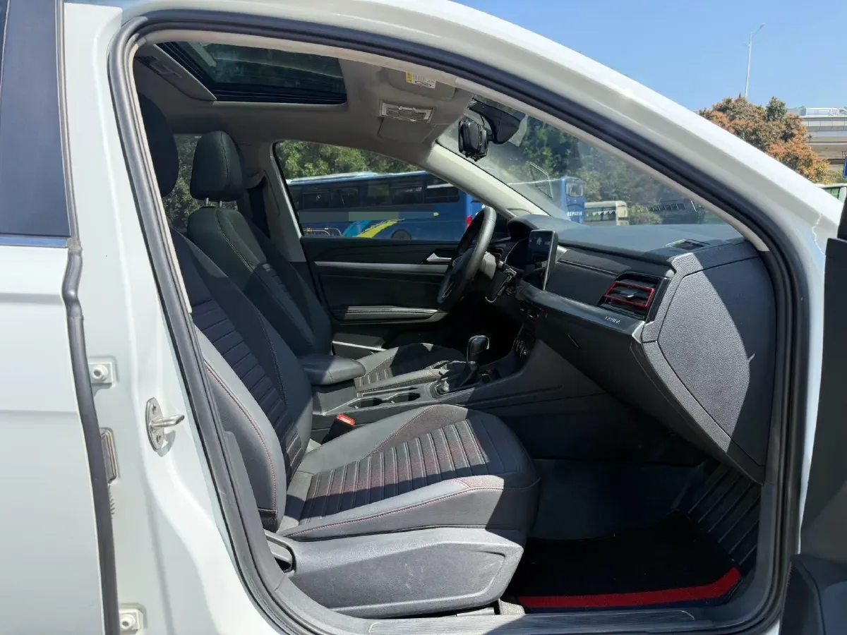 2023 Volkswagen Lavida 1.4T 150HP L4 7DCT,autocango,china used car exporter,china ev exporter,chinese used car exporter,chinese used ev exporter