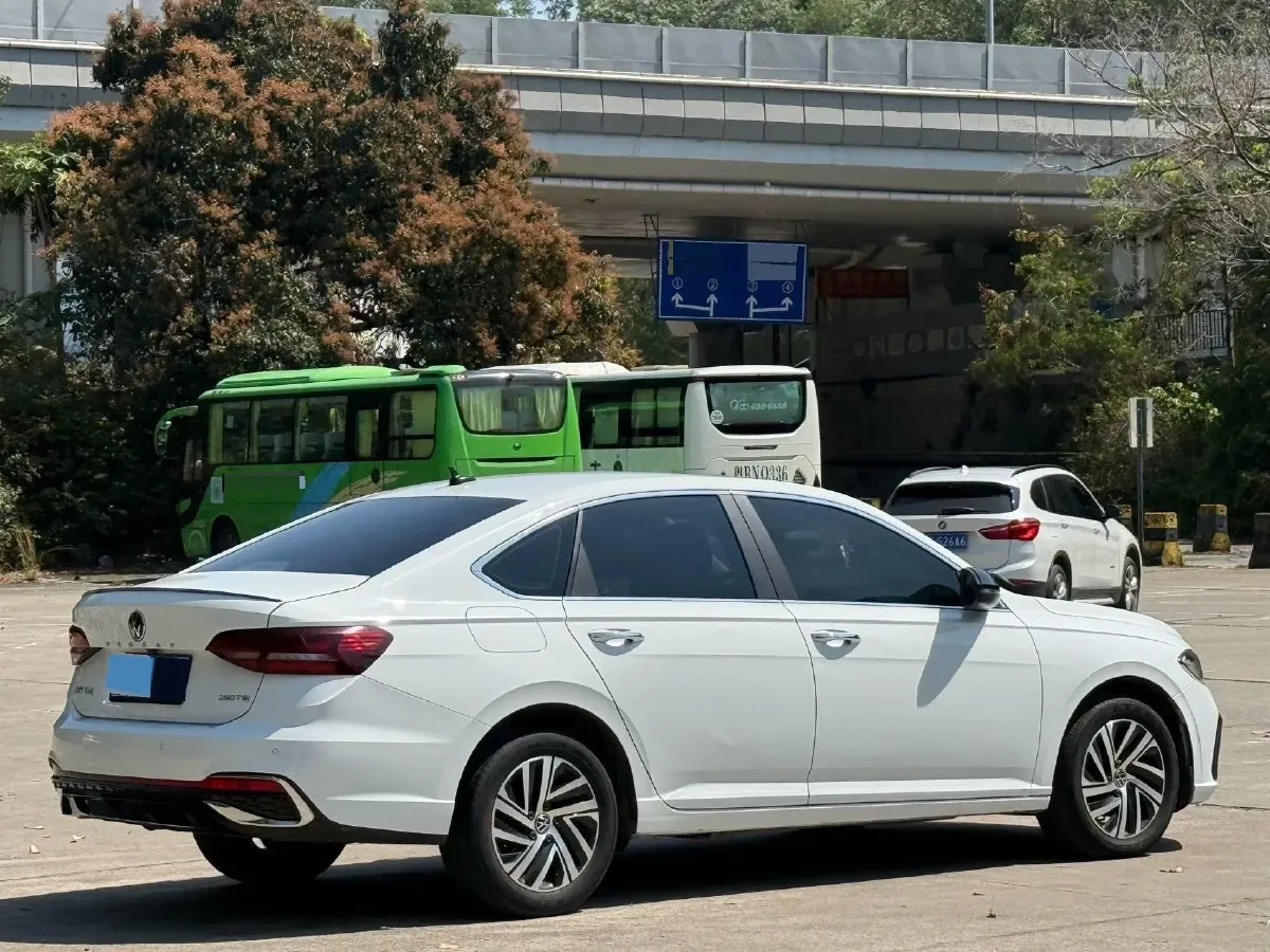 2023 Volkswagen Lavida 1.4T 150HP L4 7DCT,autocango,china used car exporter,china ev exporter,chinese used car exporter,chinese used ev exporter