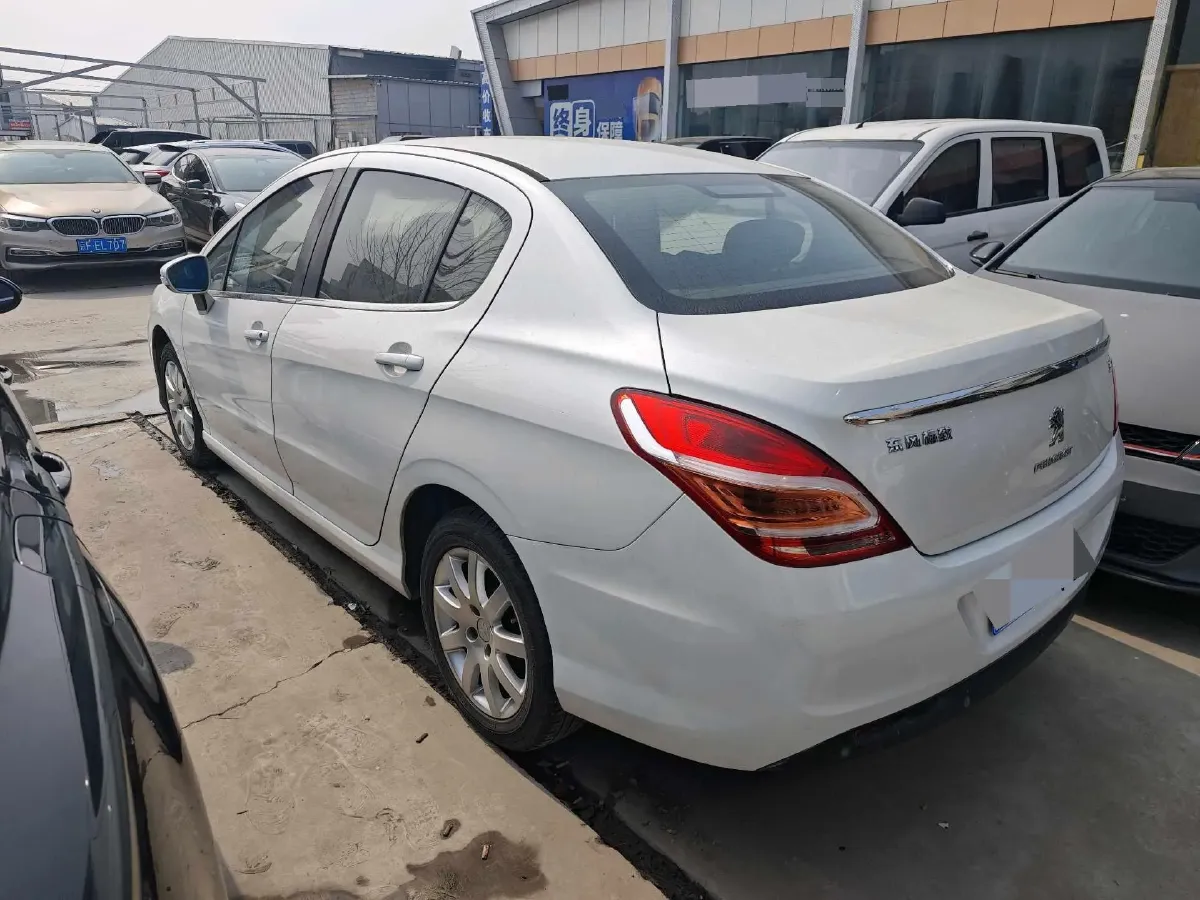 2014 Peugeot 308 1.6L 117HP L4 5MT,autocango,china used car exporter,china ev exporter,chinese used car exporter,chinese used ev exporter