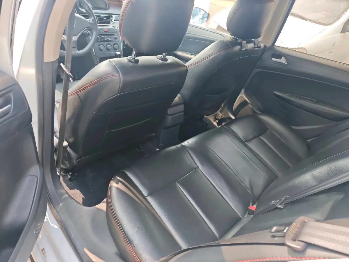 2014 Peugeot 308 1.6L 117HP L4 5MT,autocango,china used car exporter,china ev exporter,chinese used car exporter,chinese used ev exporter