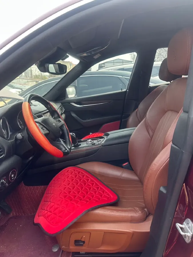 2018 Jaguar XJ 3.0T 340HP V6 8AT,autocango,china used car exporter,china ev exporter,chinese used car exporter,chinese used ev exporter