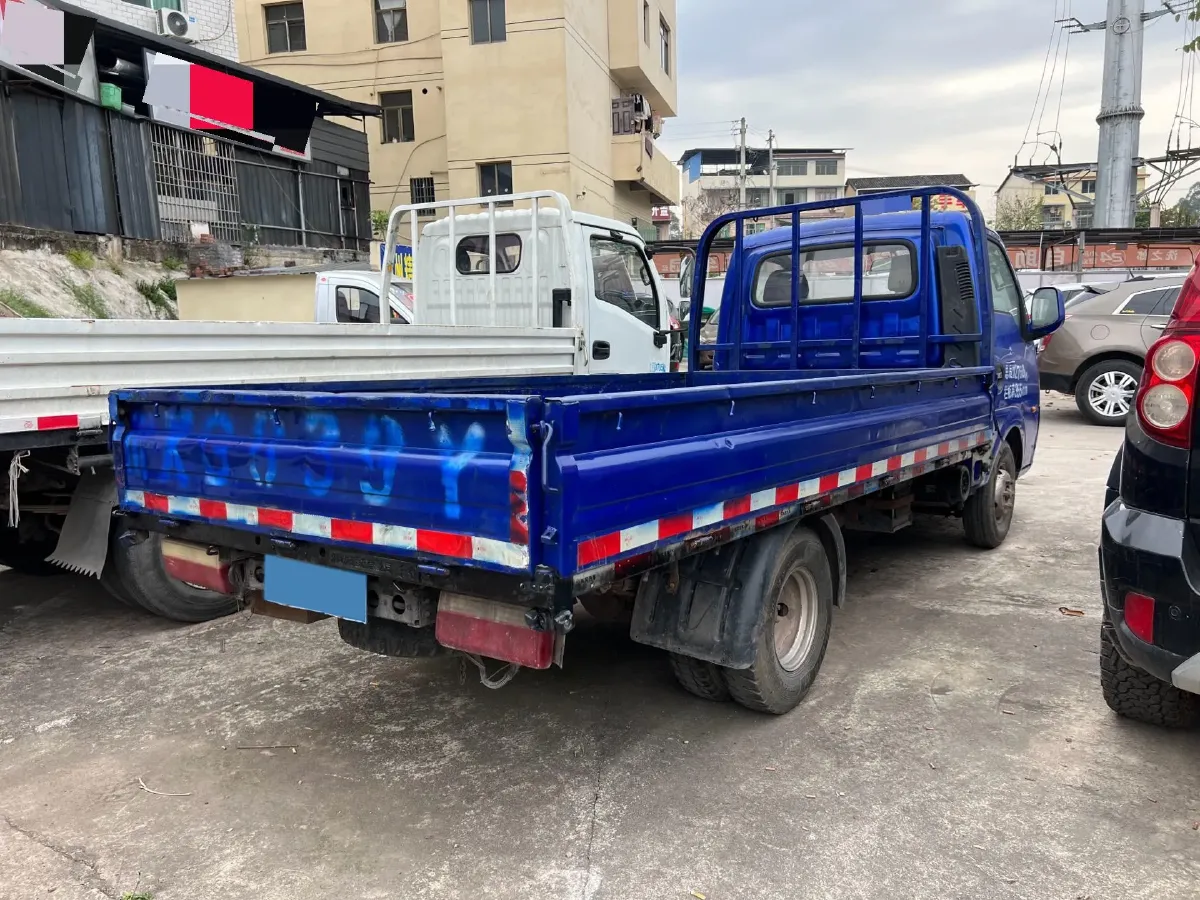 2017 DongFeng Forthing Joyear X5 1.6L 122HP L4 5MT,autocango,china used car exporter,china ev exporter,chinese used car exporter,chinese used ev exporter