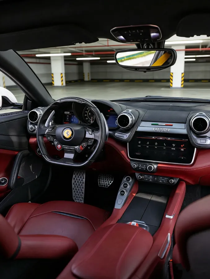 2017 Ferrari GTC4 Lusso 3.9T 609HP V8 7DCT,autocango,china used car exporter,china ev exporter,chinese used car exporter,chinese used ev exporter