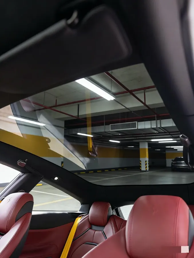 2017 Ferrari GTC4 Lusso 3.9T 609HP V8 7DCT,autocango,china used car exporter,china ev exporter,chinese used car exporter,chinese used ev exporter