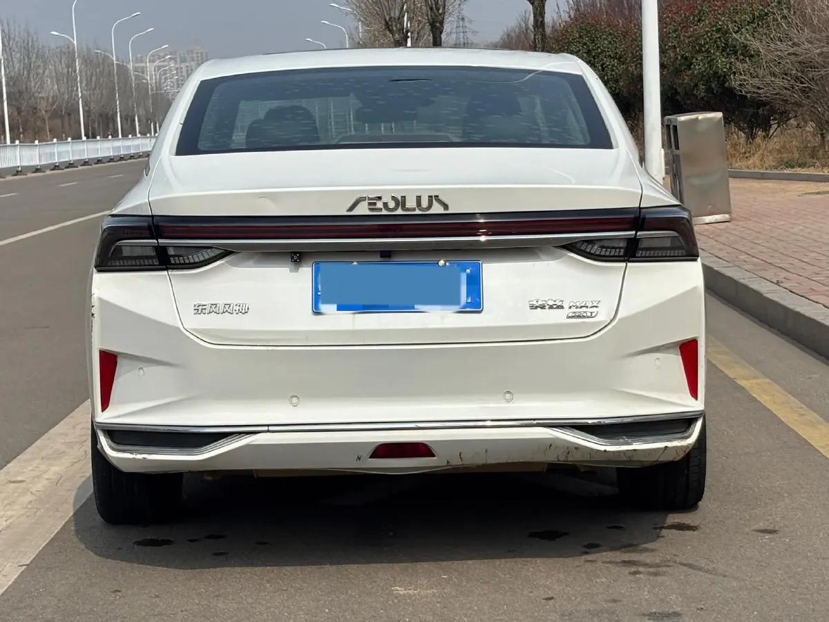 2021 DongFeng Aeolus YiXuan MAX 1.5T 190HP L4 7DCT,autocango,china used car exporter,china ev exporter,chinese used car exporter,chinese used ev exporter