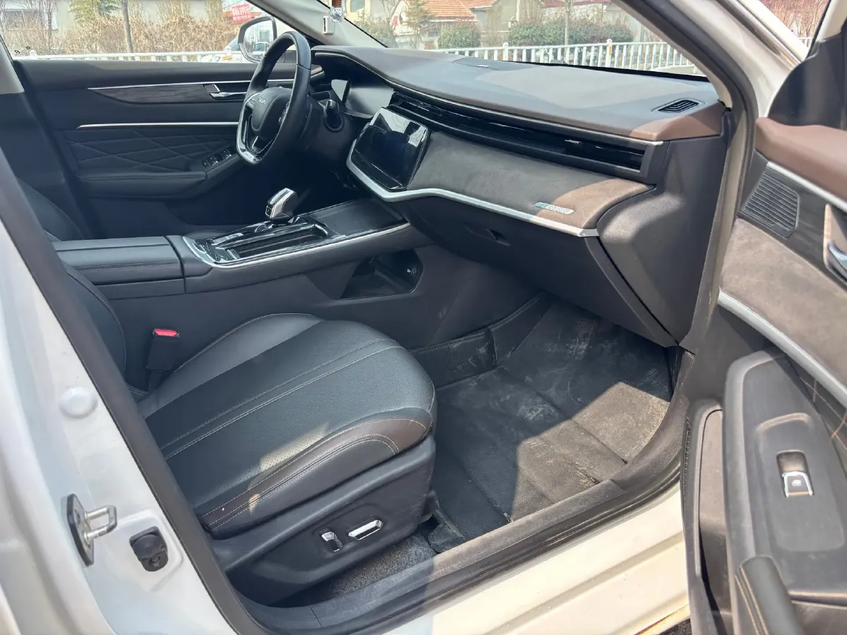 2021 DongFeng Aeolus YiXuan MAX 1.5T 190HP L4 7DCT,autocango,china used car exporter,china ev exporter,chinese used car exporter,chinese used ev exporter