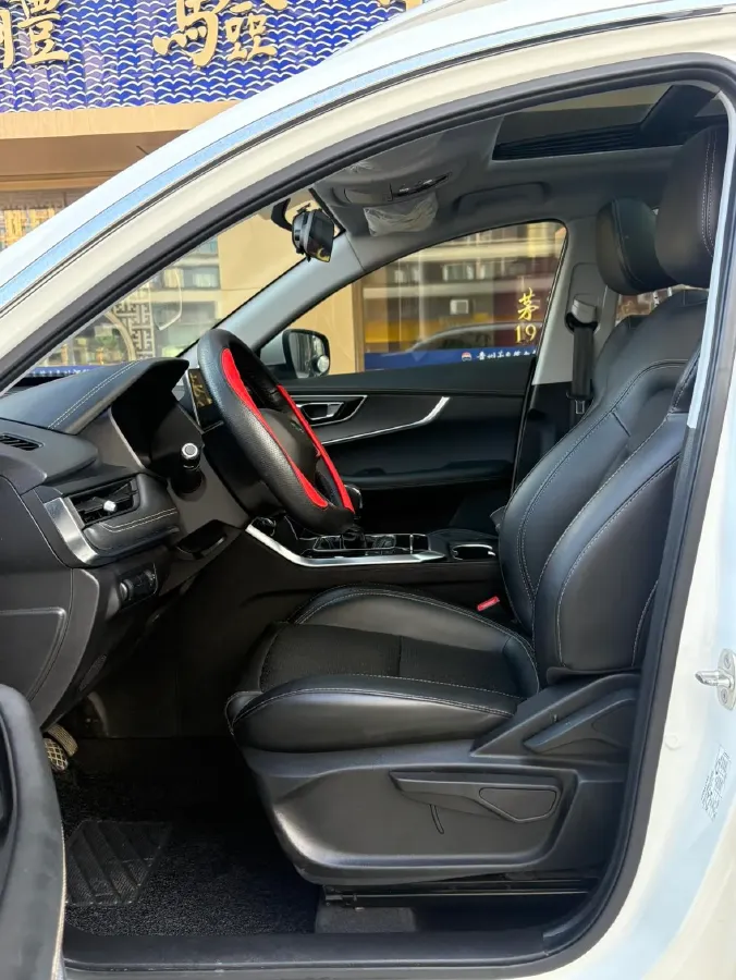 2019 Chery Tiggo 8 1.5T 156HP L4 6MT,autocango,china used car exporter,china ev exporter,chinese used car exporter,chinese used ev exporter