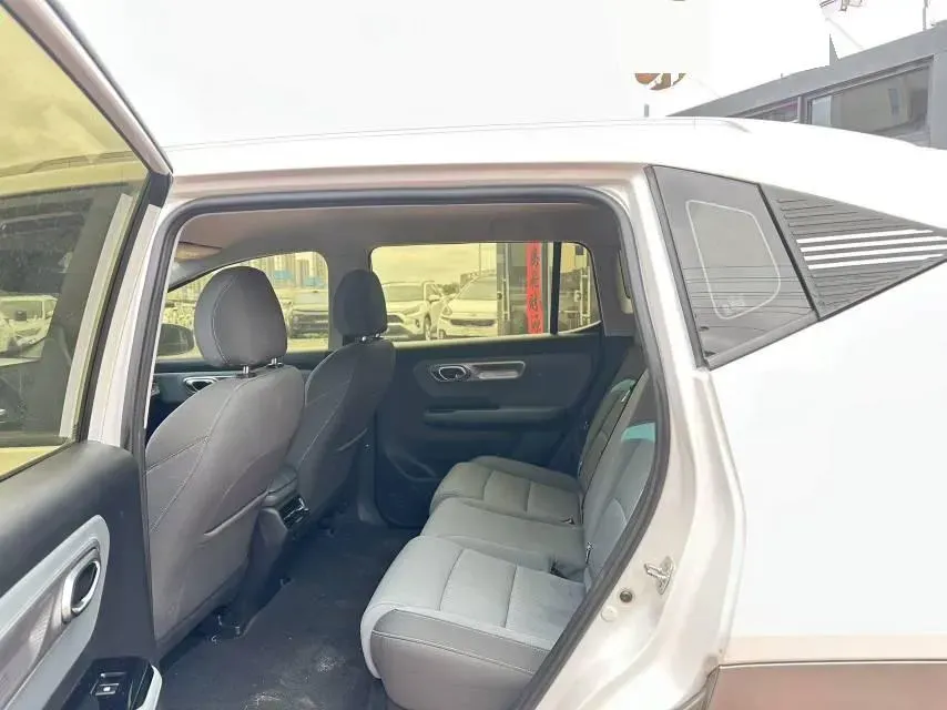 2023 Everus VE-1 BEV 61.3KWH,autocango,china used car exporter,china ev exporter,chinese used car exporter,chinese used ev exporter