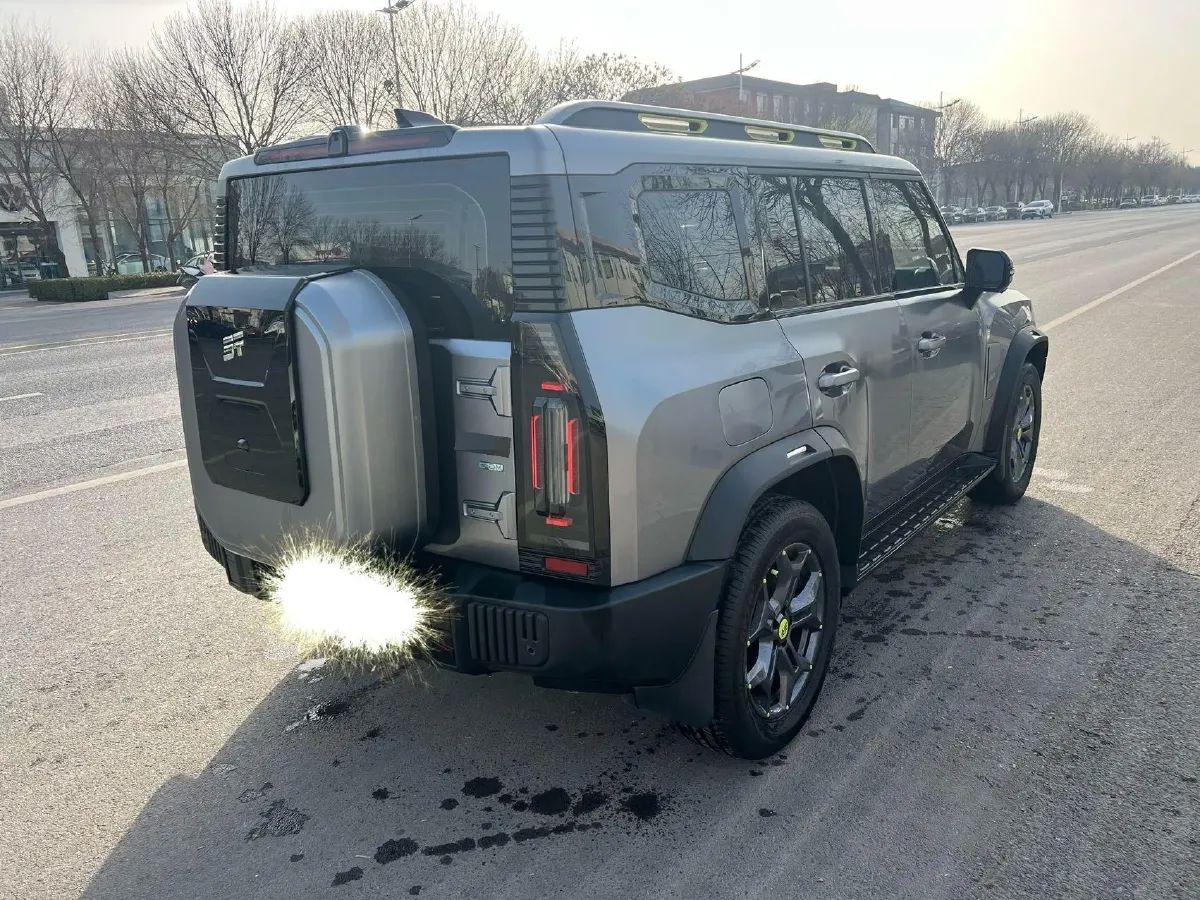 2024 Jetour ShanHai TravellerC-DM 1.5T 156HP L4 3DHT PHEV 26.7KWH,autocango,china used car exporter,china ev exporter,chinese used car exporter,chinese used ev exporter