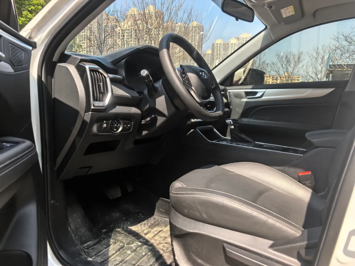 2025 KaiYi XuanJie 1.5L 116HP L4 CVT,autocango,china used car exporter,china ev exporter,chinese used car exporter,chinese used ev exporter