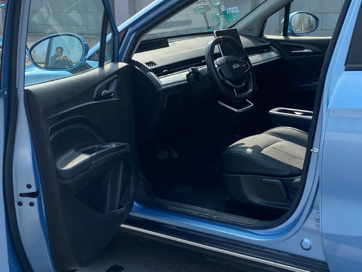 2022 Leapmotor T03 BEV 41KWH,autocango,china used car exporter,china ev exporter,chinese used car exporter,chinese used ev exporter