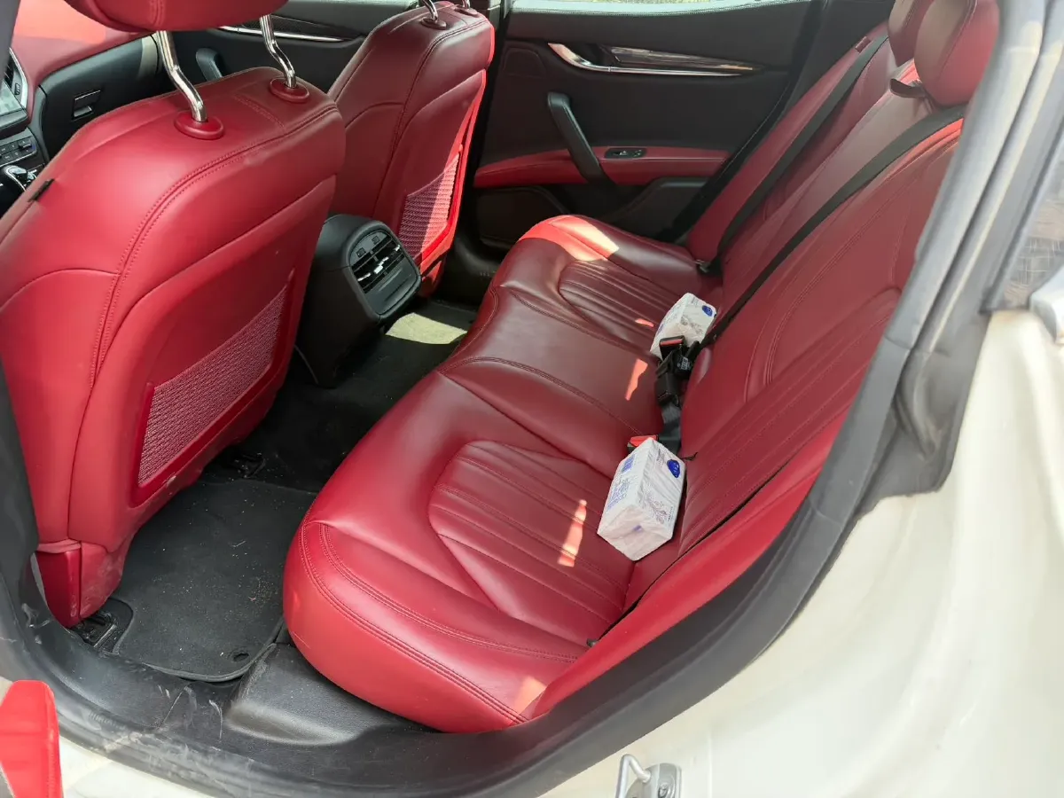 2018 Maserati Ghibli 3.0T 350HP V6 8AT,autocango,china used car exporter,china ev exporter,chinese used car exporter,chinese used ev exporter