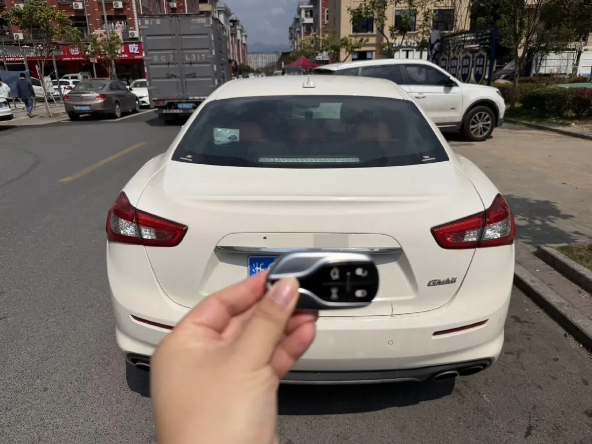2018 Maserati Ghibli 3.0T 350HP V6 8AT,autocango,china used car exporter,china ev exporter,chinese used car exporter,chinese used ev exporter