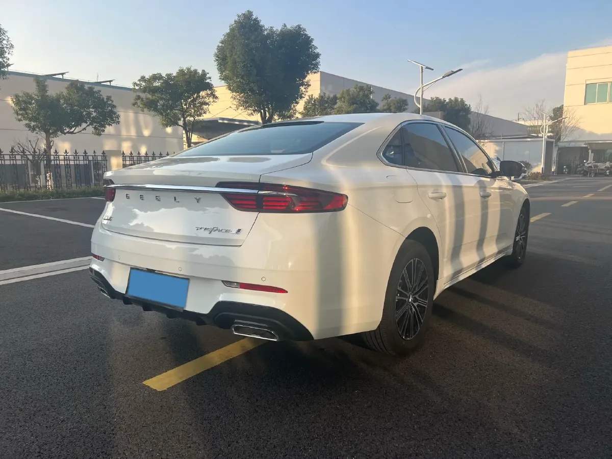2026 Geely Preface 1.5T 181HP L4 7DCT,autocango,china used car exporter,china ev exporter,chinese used car exporter,chinese used ev exporter