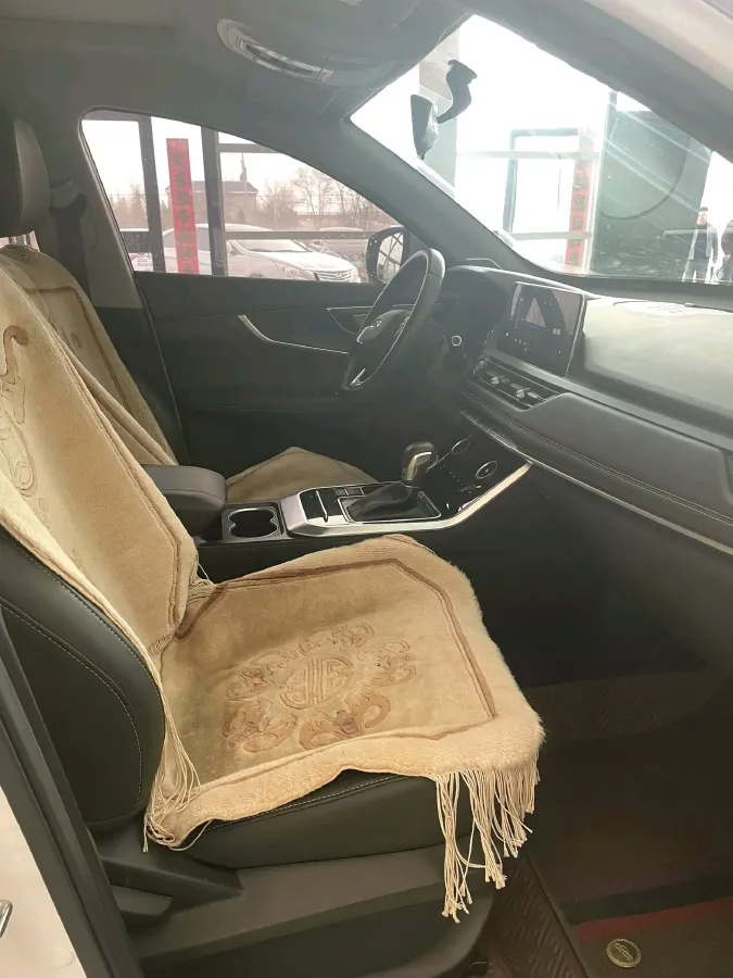 2022 Chery Tiggo 8 Plus 1.6T 197HP L4 7DCT,autocango,china used car exporter,china ev exporter,chinese used car exporter,chinese used ev exporter